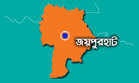 জয়পুরহাটে ট্রেনের ছাদ থেকে পড়ে নিহত ৪