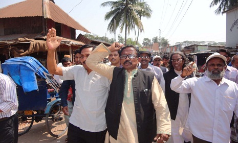 জব্বার রাজাকারের ফাঁসির দাবিতে পিরোজপুরে বিক্ষোভ মিছিল