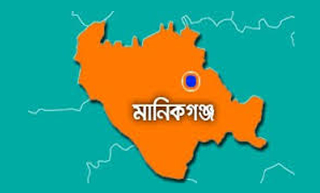 মানিকগঞ্জে সাবেক পুলিশ সদস্যকে পুড়িয়ে হত্যার চেষ্টা