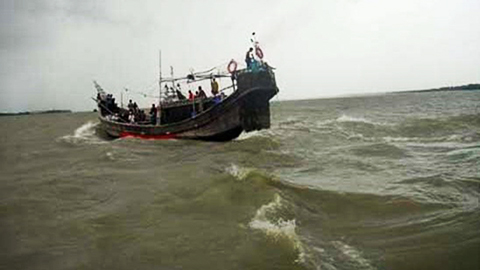 মেঘনায় ট্রলারডুবি, ৮ জনের লাশ উদ্ধার