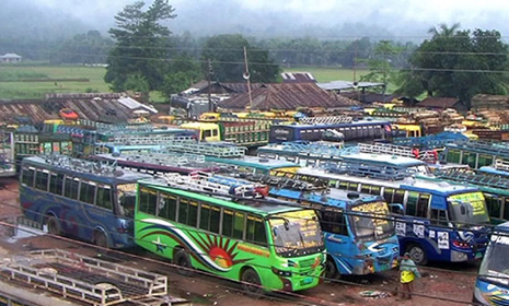 খাগড়াছড়ি-চট্টগ্রাম সড়কে যানচলাচল বন্ধ