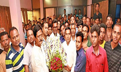বগুড়ায় ২ শতাধিক বিএনপি নেতাকর্মীর আ. লীগে যোগদান