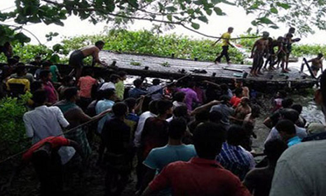 নরসিংদীতে ট্রলার ডুবি: মৃতের সংখ্যা বেড়ে ১২