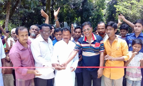 সোনাগাজীতে কয়েকটি উন্নয়ন কাজের উদ্বোধন করলেন সাংসদ রহিম উল্যাহ