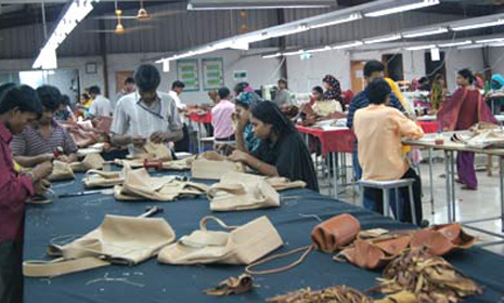 সরকারি পৃষ্ঠপোষকতা পেলে চামড়া শিল্পে শীর্ষ নেতৃত্ব দিতে পারে বাংলাদেশ