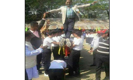 শিক্ষার্থীদের পিঠে হাটা উপজেলা চেয়ারম্যান বরখাস্ত হচ্ছেন