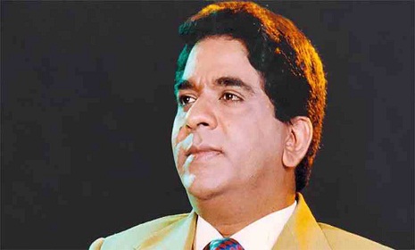 বেয়াইনগরে প্রিন্স মুসার সাদা-কালো গাড়ি