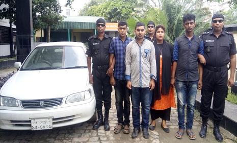 বালিয়াকান্দিতে ভূয়া র্যাব কর্মকর্তাসহ আটক চার