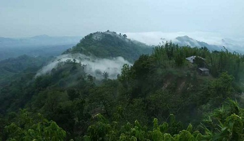 সাজেকে আটকা পড়েছে কয়েকশ পর্যটক