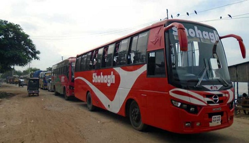 দৌলতদিয়ায় পারের অপেক্ষায় ৪ শতাধিক যানবাহন