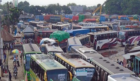 দৌলতদিয়ায় পারের অপেক্ষায় ৫ শতাধিক যান