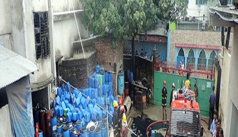 মুন্সিগঞ্জে টেক্সটাইল মিলে আগুন, নিহত ৬
