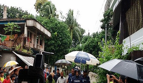 যশোরে নেয়া হয়েছে জঙ্গি মারজানের বাবা-মাকে