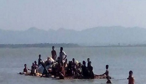 ভেলায় চড়ে ৫২ রোহিঙ্গার বাংলাদেশে প্রবেশ