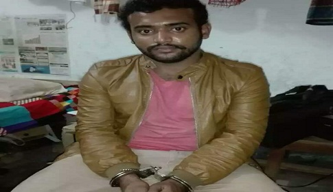 সখিপুরে মাদক সেবীকে আটকের পর পরিবারের জিম্মায় ছেড়ে দিয়েছে পুলিশ