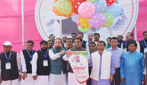 শেখ হাসিনা সরকারকে উৎখাত করার ষড়যন্ত্র বন্ধ করুন : বিএনপিকে হানিফ