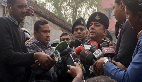 নাখালপাড়ায় অভিযানে ৩ জঙ্গি নিহত