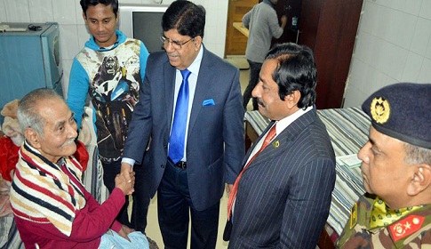 হাতপাতাল থেকে বাসায় সাবেক রাষ্ট্রপতি সাহাবুদ্দীন