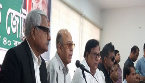 ‘তারেককে ভারপ্রাপ্ত প্রধান করায় বিএনপিতে ভাঙনের সুর বেজে উঠেছে’
