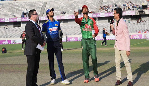 টস জিতে ফিল্ডিংয়ে বাংলাদেশ