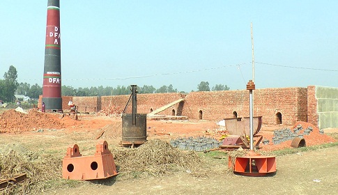বাসাইলে কৃষি জমিতে ইটভাটা নির্মাণ
