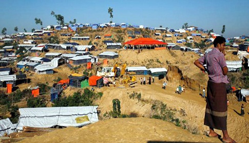 রোহিঙ্গা ক্যাম্পে ৩৮ বিদেশির পাসপোর্ট জব্দ