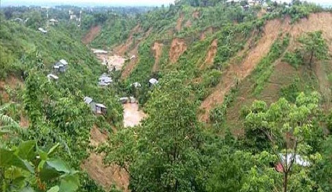 হিমছড়ির ঢালে দুই মরদেহ
