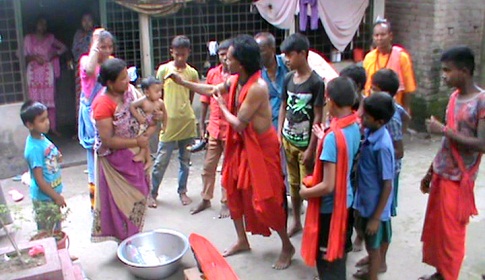 ধামরাইয়ে ঐতিহ্যবাহী চৈত্র পূজা শুরু