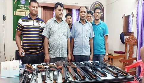 ঝিনাইদহ সীমান্তে ১০টি অত্যাধুনিক ইয়ারগান উদ্ধার