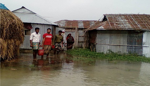 রাজারহাটে চরাঞ্চল প্লাবিত, দুই সহস্রাধিক পরিবার পানিবন্ধী 