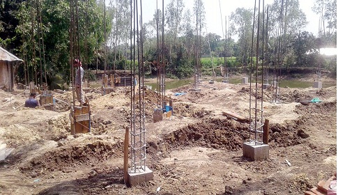 রাণীনগরে খাসের জায়গায় পুনরায় ভবন নির্মাণ, প্রশাসন নিরব