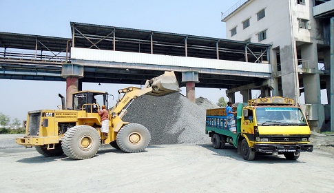 লাভের মুখ দেখছে মধ্যপাড়া কঠিন শিলা খনি