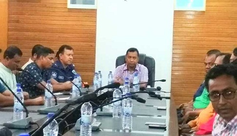 সিরাজগঞ্জে সাংবাদিকদের সাথে বিদায়ী পুলিশ সুপারের মতবিনিময়