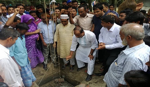 গোবিন্দগঞ্জে ফুলবাড়ি ঈদগাহ মাঠের মিনার ও প্রাচীর নির্মাণ কাজের ভিত্তিপ্রস্তর স্থাপন