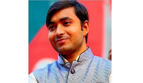 সঞ্জিত ঢাবি ছাত্রলীগের সভাপতি নির্বাচিত হওয়ায় গৌরীপুরে মিষ্টি বিতরণ