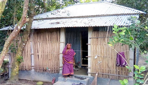 লোহাগড়ায় আশ্রয়ণ-২ প্রকল্প তড়িঘড়ি করে বাস্তবায়ন