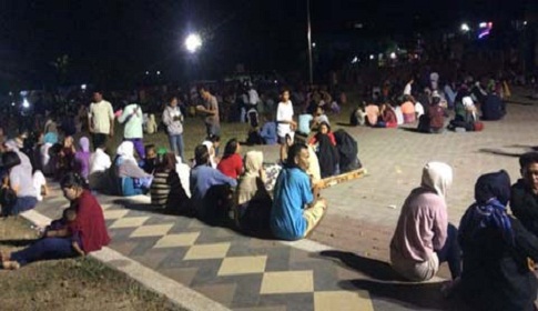 ইন্দোনেশিয়ায় ফের শক্তিশালী ভূমিকম্পের আঘাত