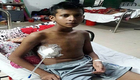 মাগুরায় ক্যান্সার আক্রান্ত সন্তানকে বাঁচাতে এগিয়ে এলেন শিক্ষক সমাজ