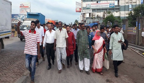 ঈদে ঘরমুখি মানুষের ভোগান্তি কমাতে উত্তরাঞ্চলের প্রবেশ দ্বারে সাংসদের নানামুখি উদ্যোগ