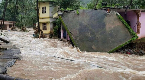 কেরালায় বন্যায় ক্ষয়ক্ষতি বার্ষিক বাজেটের চেয়েও বেশি