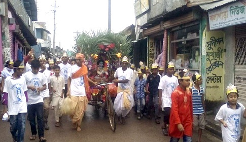 কলাপাড়ায় জন্মাষ্টমী উপলক্ষে শোভাযাত্রা