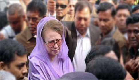 নাইকো দুর্নীতি, খালেদার বিরুদ্ধে প্রোডাকশন ওয়ারেন্ট