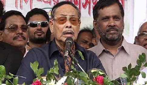 আমাকে দেখে কি মনে হয় বয়স হয়েছে : এরশাদ