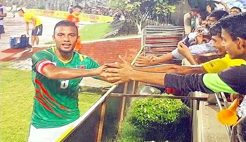 ‘কষ্ট ক্ষণস্থায়ী, গর্ব চিরদিনের’