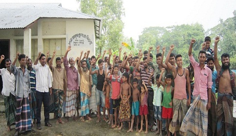 গৌরীপুরে কালভার্ট বন্ধ করায় জলাবদ্ধতায় অর্ধশত কৃষকের ফসল বিনষ্ট