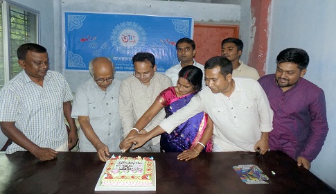 ফুলবাড়ীতে দৈনিক বাংলাদেশের খবরের তৃতীয় প্রতিষ্ঠাবার্ষিকী পালিত