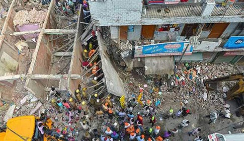 নয়াদিল্লিতে ভবন ধসে চার শিশুসহ নিহত ৫