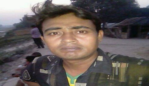তৃণমূল বীরের বাদ্যযন্ত্র নিয়ে আত্মকাহিনী