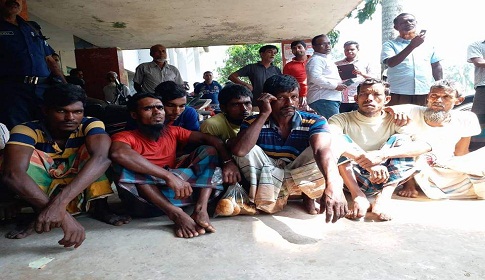 নাগরপুরে ইলিশ ধরার দায়ে ৮ জেলের জেল