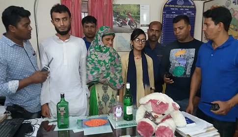 মাগুরায় ইয়াবা ব্যবসায়ী মা-মেয়েসহ ৩ জন আটক
